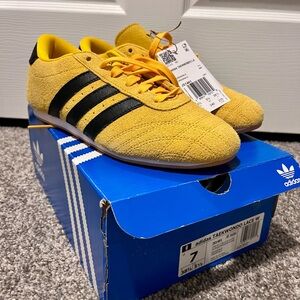 adidas Yellow and Black Women's Sneakers